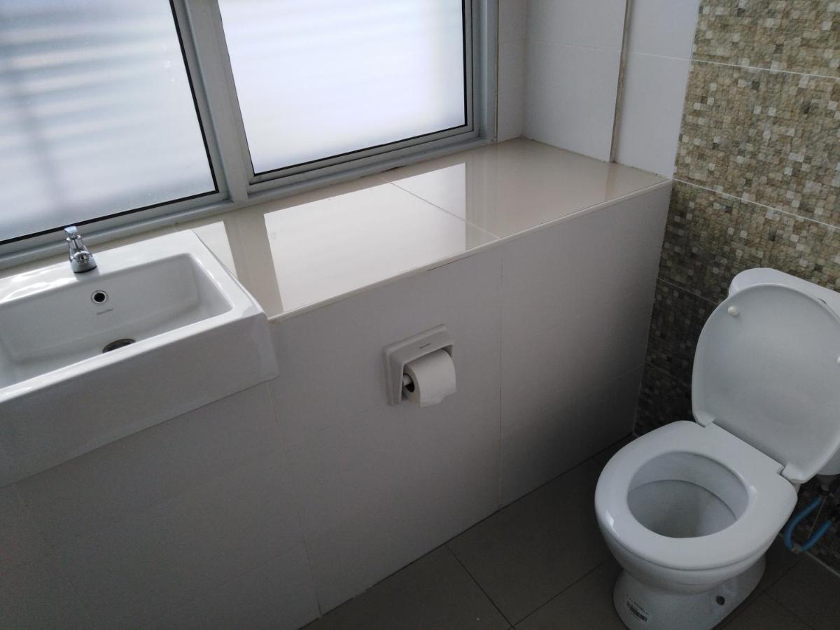1Acs Residence Kuching Exterior foto